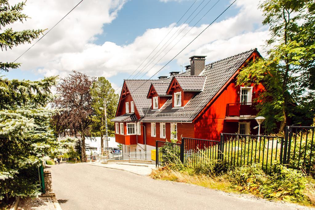 Hotel Willa Odkrywców Szklarska Poręba Exterior foto