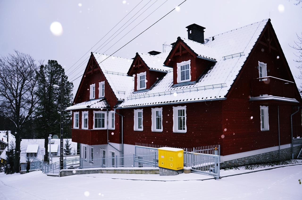 Hotel Willa Odkrywców Szklarska Poręba Exterior foto